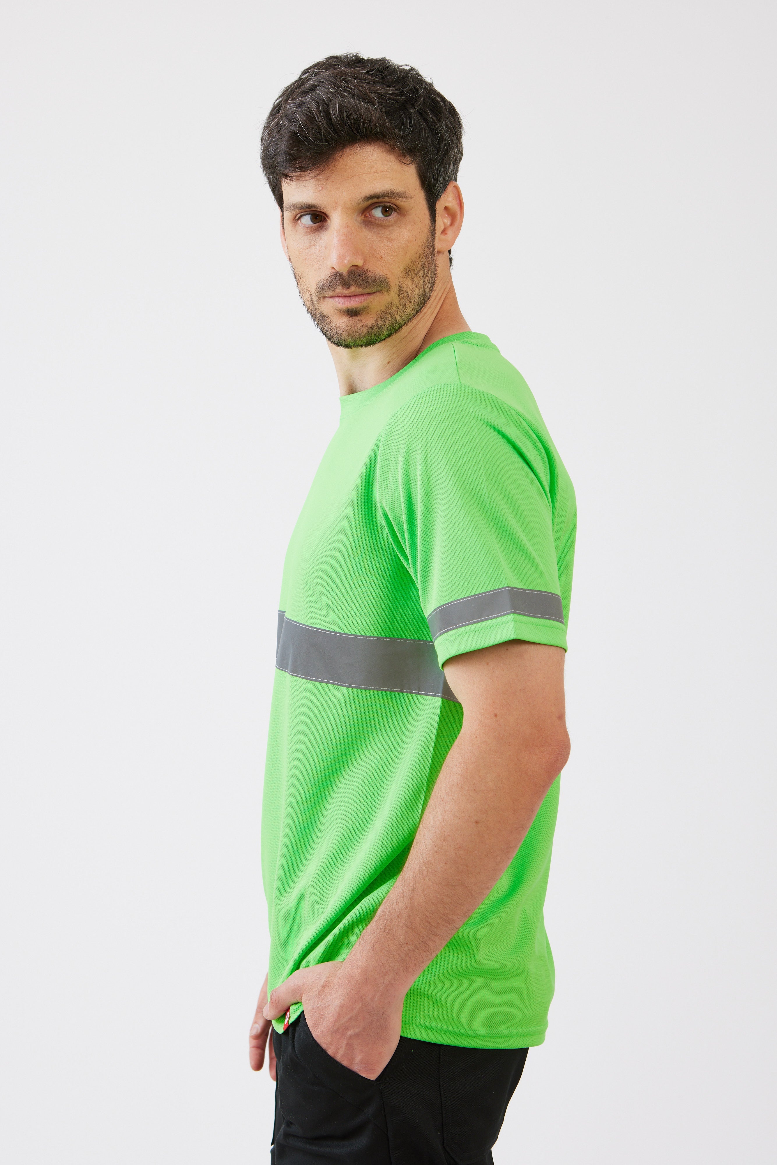 חולצת דרייפיט עם פסים זוהרים - ירוק WORKER