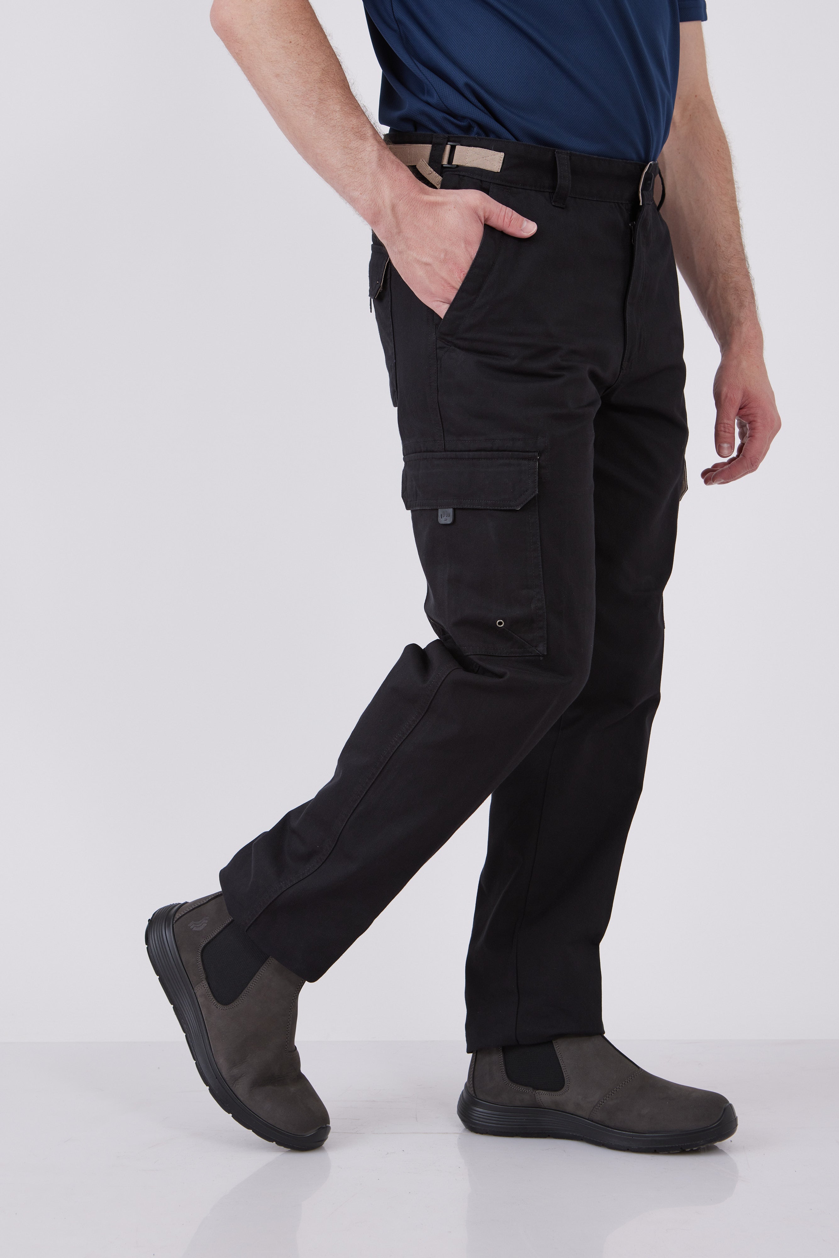 מכנסי דגמ"ח מאונטיין - שחור WORKER