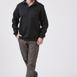 סווטשירט עם צווארון וכיס מידות גדולות - שחור WORKER