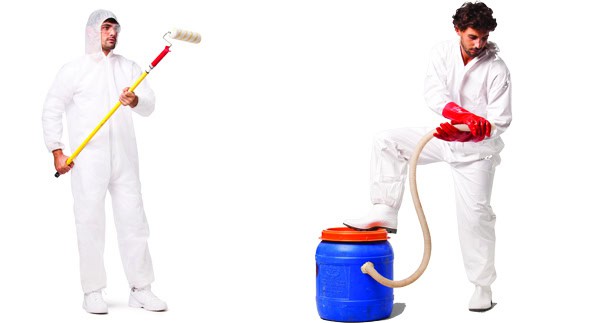 בגדי מגן לבנים