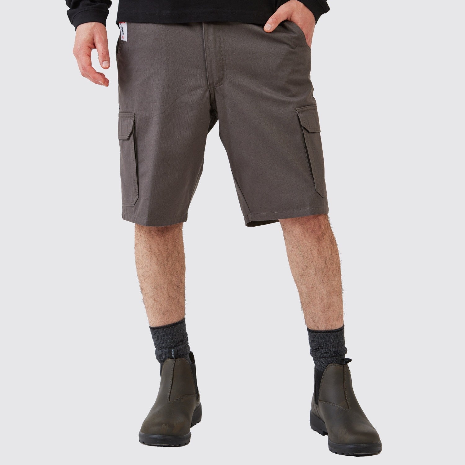 מכנסיים קצרים