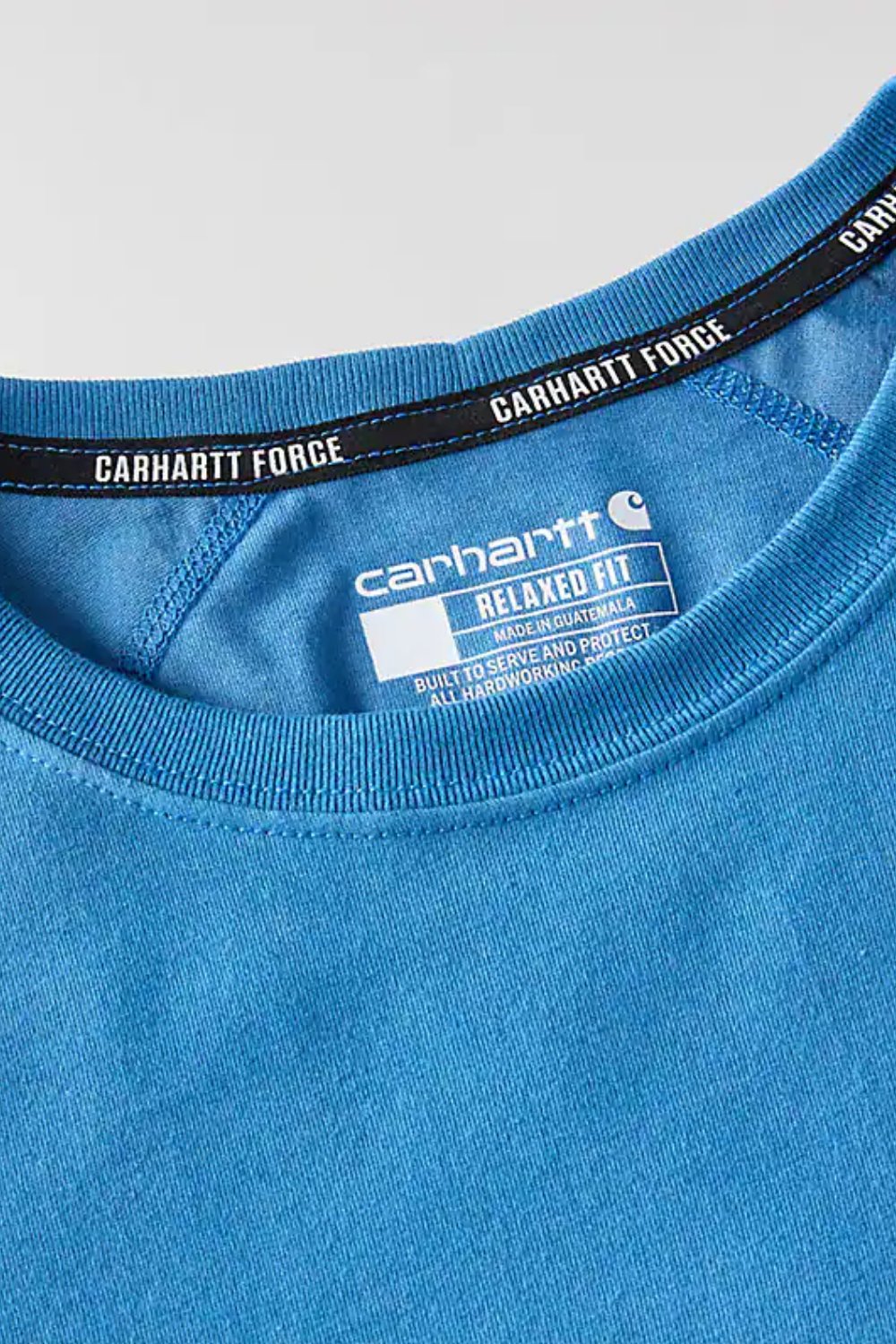 טישירט ®FORCE עם כיס ולוגו - כחול CARHARTT