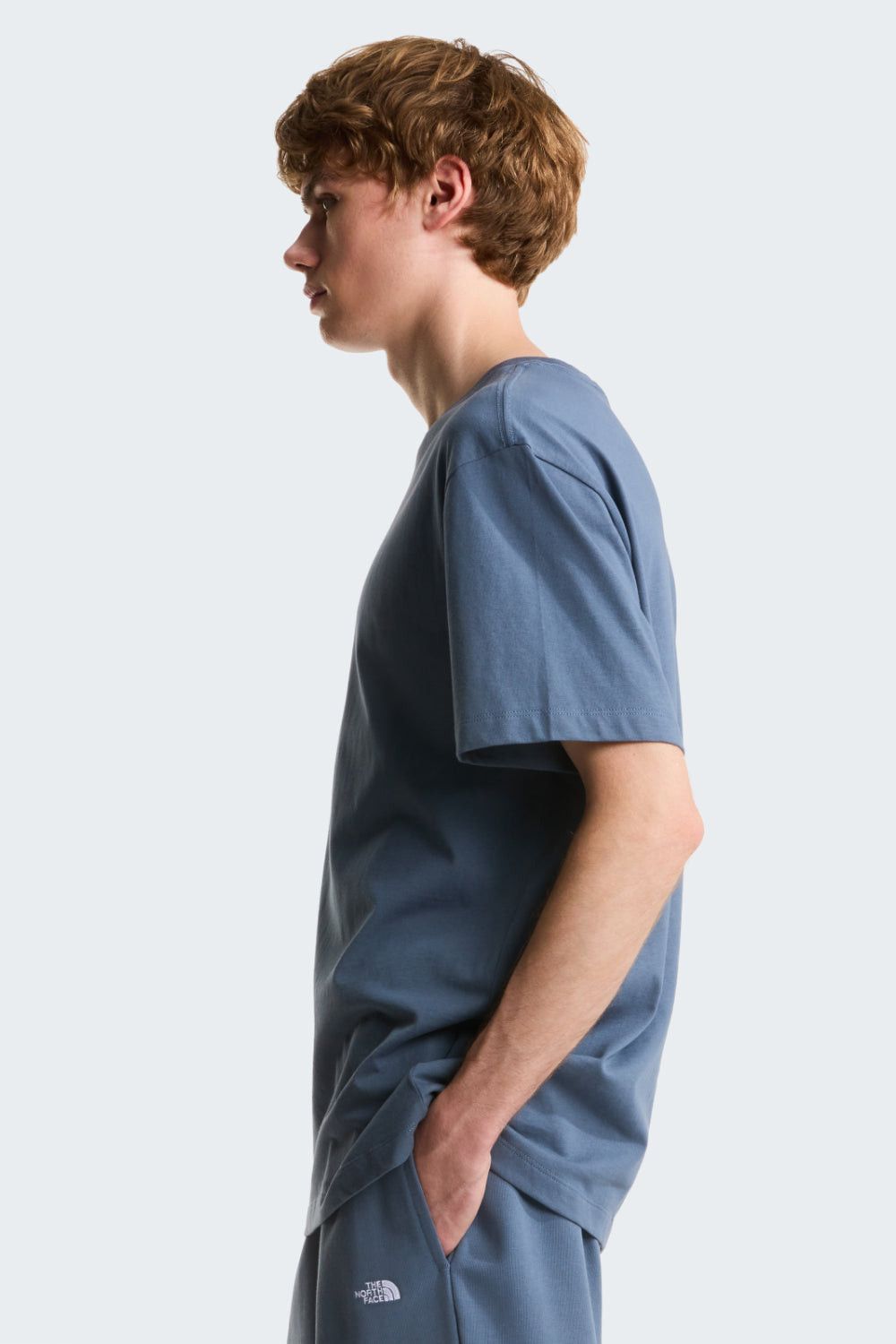 טישירט קצרה ESSENTIAL CENTRE LOGO - אפור North Face