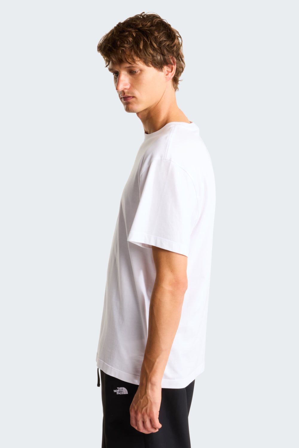 טישירט קצרה ESSENTIAL CENTRE LOGO - לבן North Face