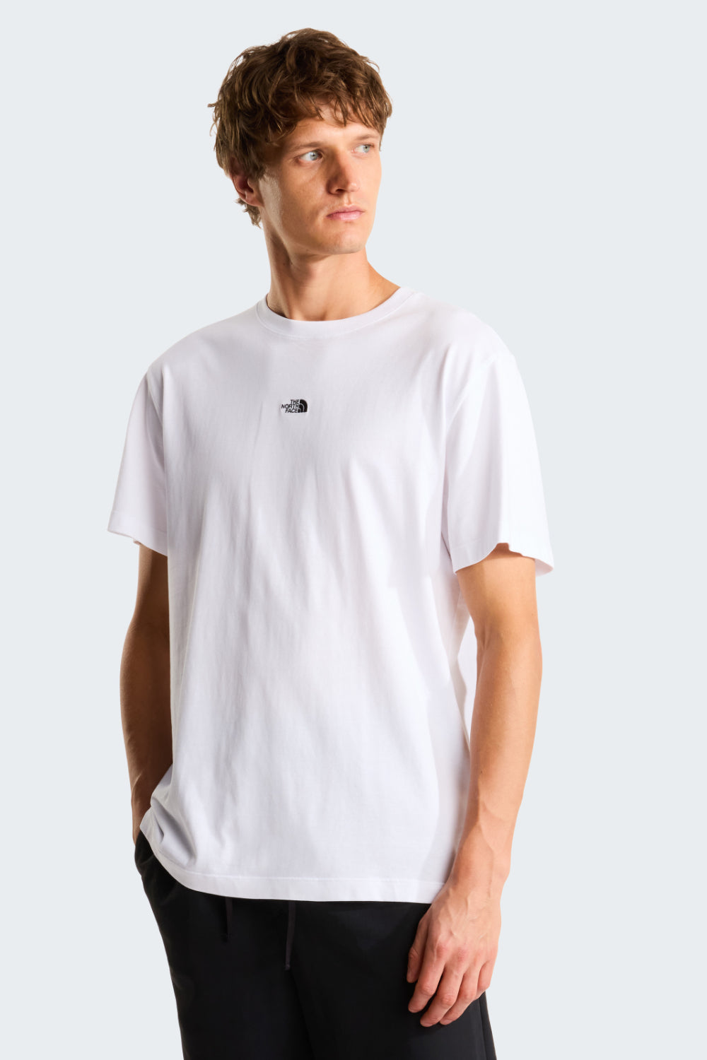 טישירט קצרה ESSENTIAL CENTRE LOGO - לבן North Face